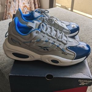 Reebok Solution Iverson Georgetown Men's size 13 basketball shoes